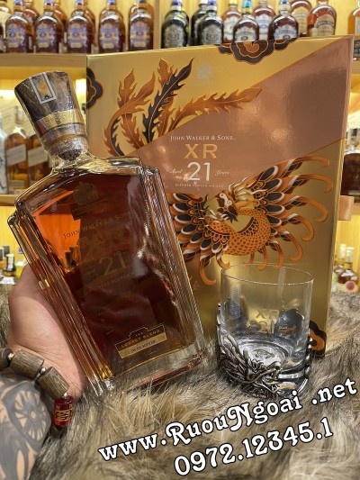 Rượu Johnnie Walker XR21 Hộp Quà Tết 2022